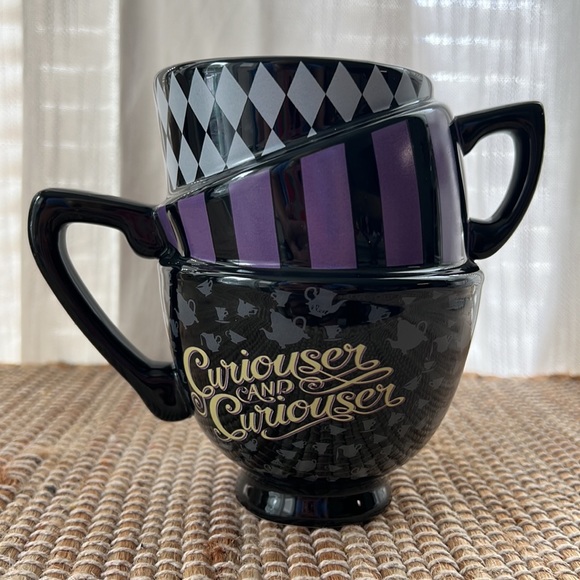 🩵🍄Alice in wonderland mug cup coffee cup new Disney mug - Picture 2 of 5